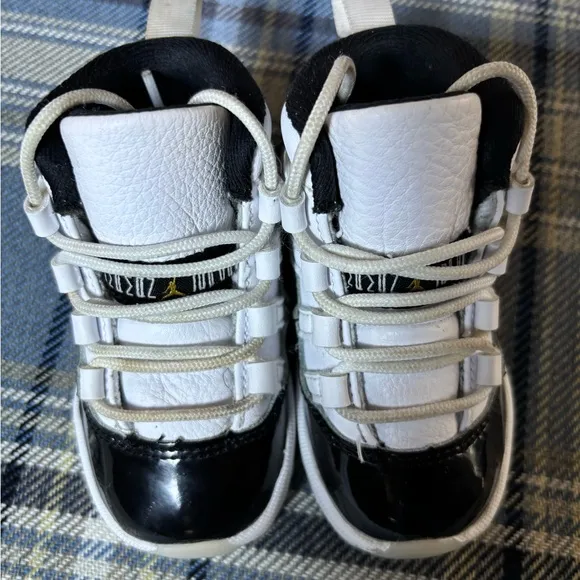 Nike Air Jordan 11 Retro DMP Gratitude Black White 378040-170 Toddler Td Size 5C