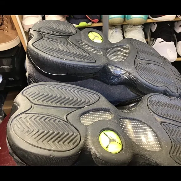 Nike Air Jordan 13 XIII Retro BG Size 7 Y Black Cat Playoff 3M OG 884129-011