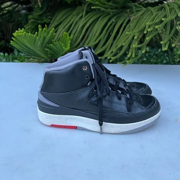 Nike Air Jordan 2 Retro Basketball Shoes Youth Boys Size: 1Y