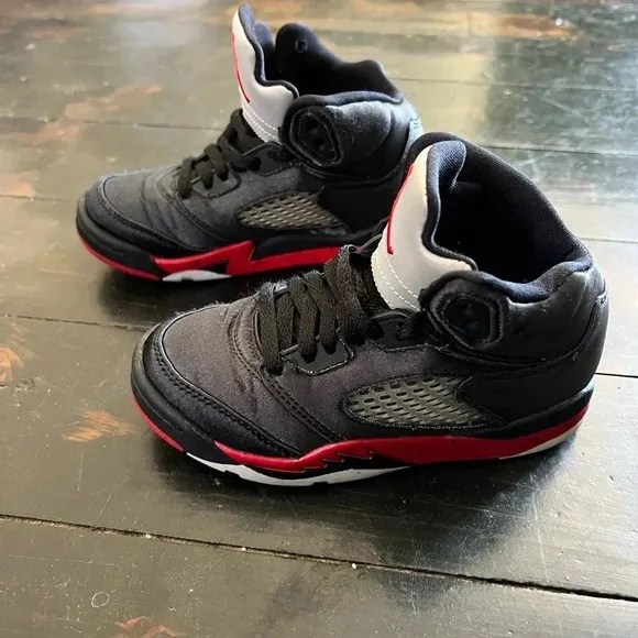 Nike Air Jordan 5 Retro Satin Bred Shoes