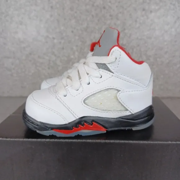 Nike Air Jordan 5 Retro Sneakers Kids Infant 4C Shoes