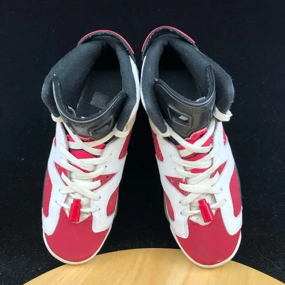Nike Air Jordan 6 Retro BG Carmine Size 7Y