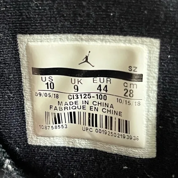 Nike Air Jordan 6 Retro Flight LTR Flint Men’s 10 CI3125-100 White Grey Black