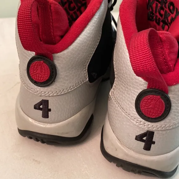 Nike Air Jordan 9 Retro Kilroy 302359-012 shoes