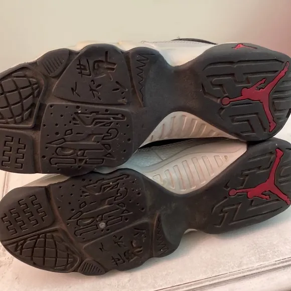 Nike Air Jordan 9 Retro Kilroy 302359-012 shoes