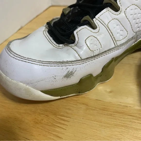 Nike Air Jordan Retro 23 BG‎ &quot;Statue&quot; White Olive Green Size 7Y (302359 109)