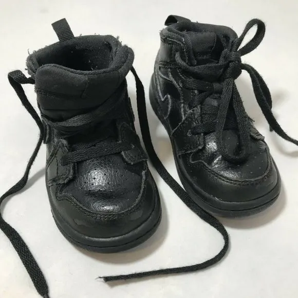 Nike Air Jordan Sneakers Retro Running Walking 640735-030 Black Shoes 6C 12 cms