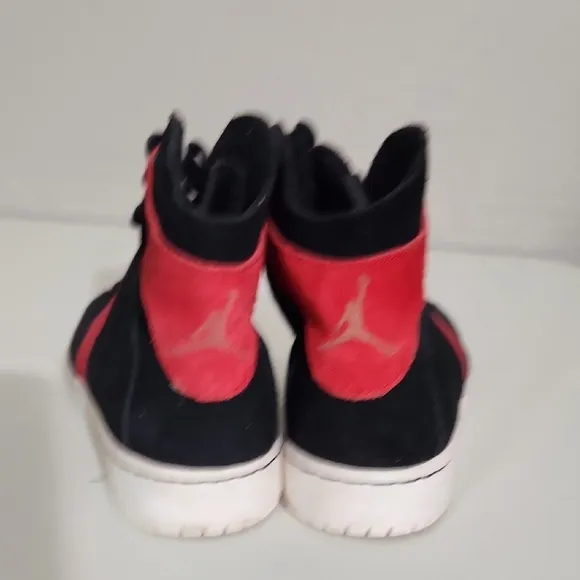 Nike Air Jordan Westbrook .02 Shoes Size 4Y  Why Not Suade Basketball Black Red