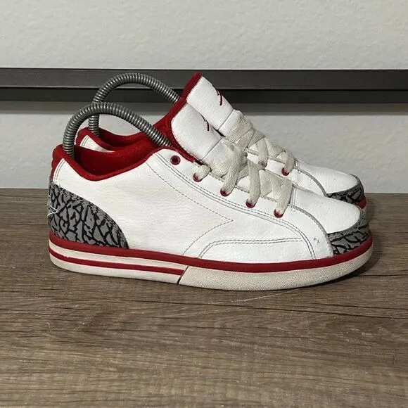 Nike Air Jordan 3 Low Retro GS Youth Shoes Size 4.5 White/Red