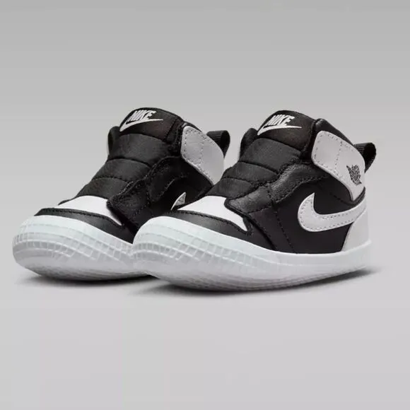 Nike Air Jordan 1 Retro High OG Crib Shoes Black White