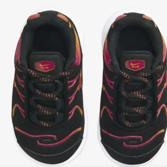 Nike Black and Pink Sneakers with Sporty Design