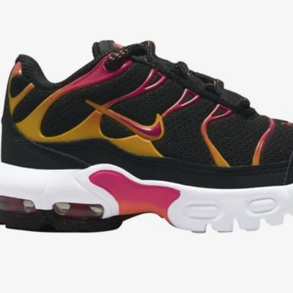 Nike Black and Pink Sneakers with Sporty Design