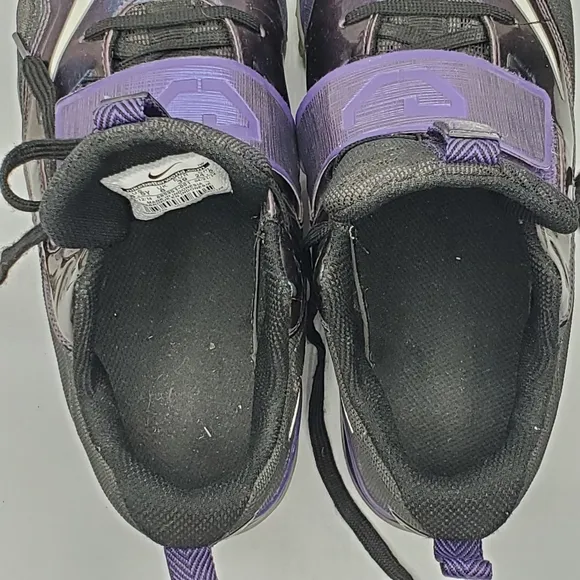 Nike / Calvin Johnson) 2 Galaxy Glow sneakers  6.5 Y
