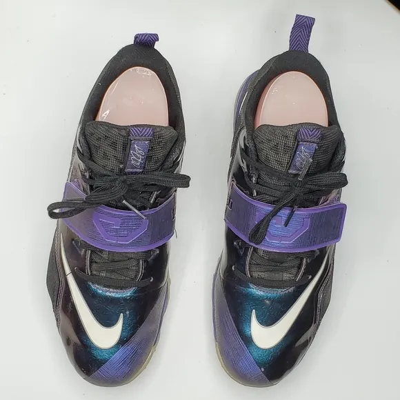 Nike / Calvin Johnson) 2 Galaxy Glow sneakers  6.5 Y