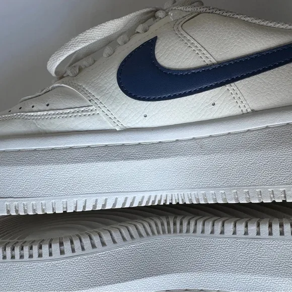 Nike Court Vision Alta Sail/Diffused Blue Size 10