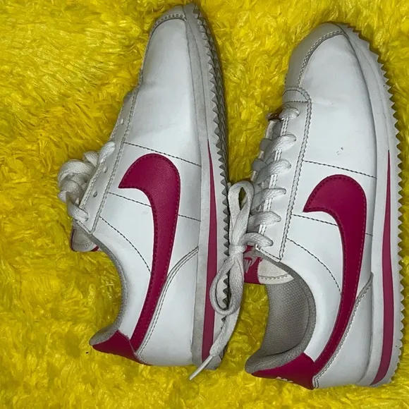 Nike girl White and Pink Cortez sneakers