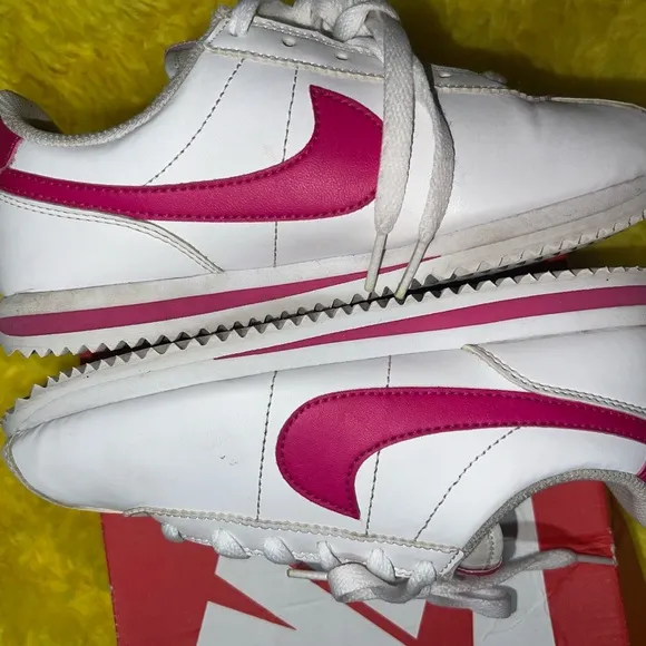 Nike girl White and Pink Cortez sneakers