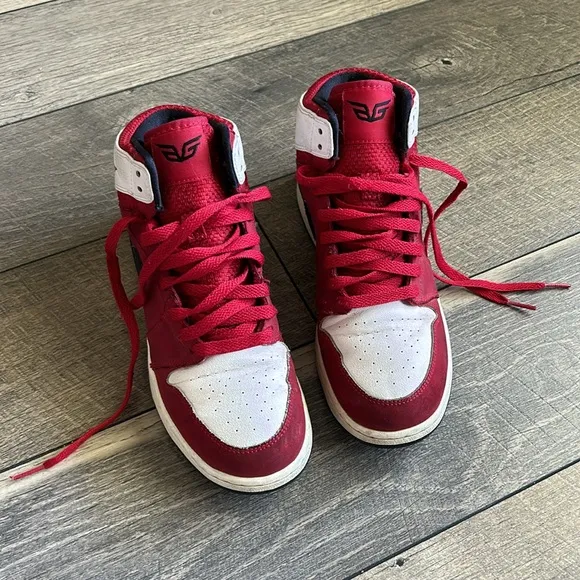 Nike Jordan 1 Retro BG Blake Griffin 705300-601