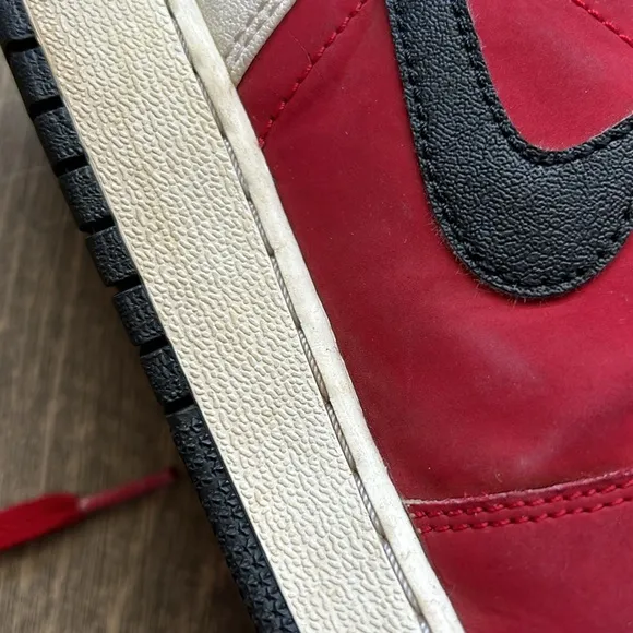 Nike Jordan 1 Retro BG Blake Griffin 705300-601