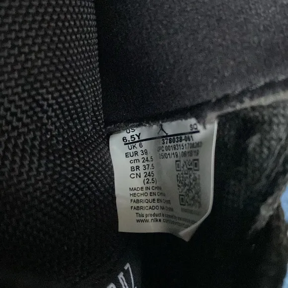 Nike Jordan 11 Retro 2019 Mid youth shoes