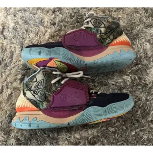 Nike Kyrie 6 Pre Heat Youth Sz 6, Blue Shoes Sneakers CN9839-403 Heal The World