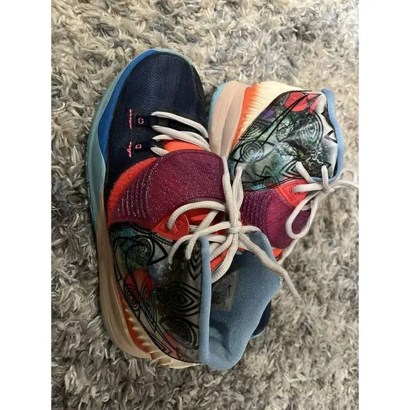 Nike Kyrie 6 Pre Heat Youth Sz 6, Blue Shoes Sneakers CN9839-403 Heal The World