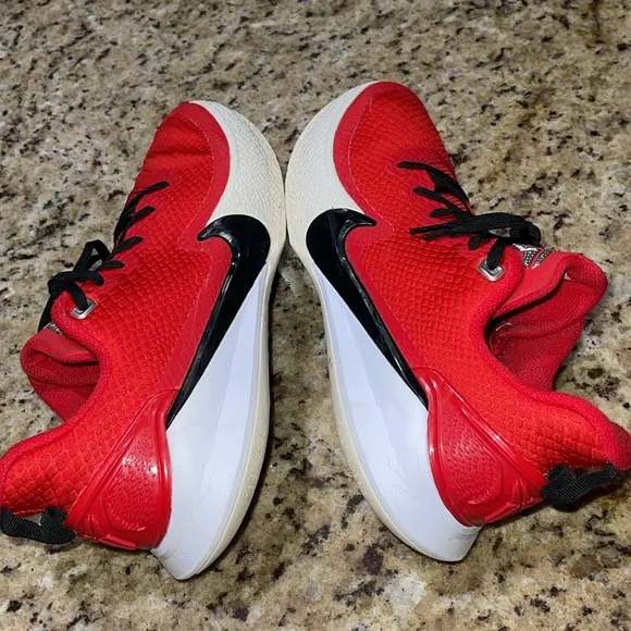 Nike Mamba Focus TB University Red