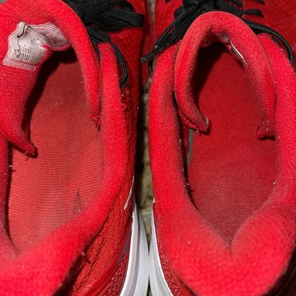 Nike Mamba Focus TB University Red