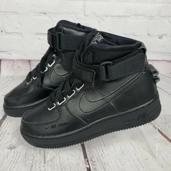 Nike Women's Size 7.5 Black Air Force 1 High Utility  Shoes