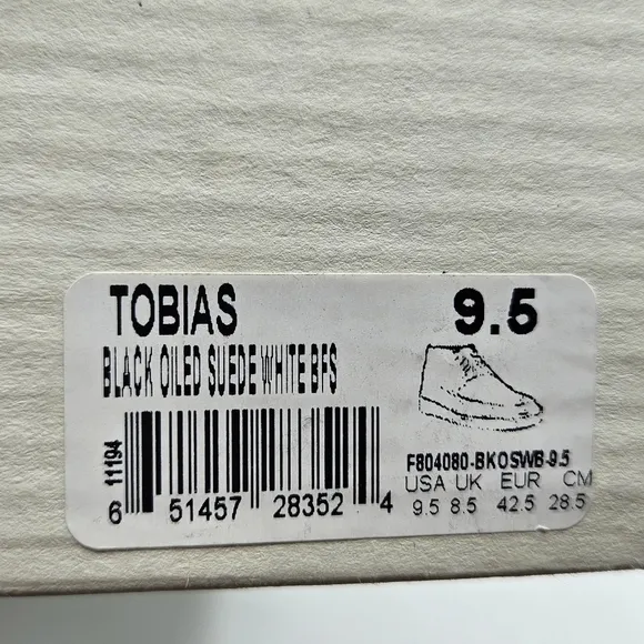 NWB Mens Roan Tobias shoes size 9.5
