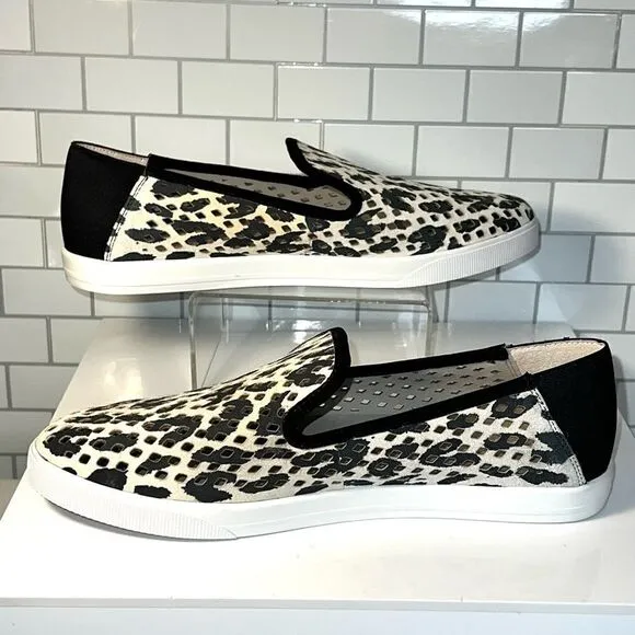 NWOB Lori Goldstein Slip On Shoes