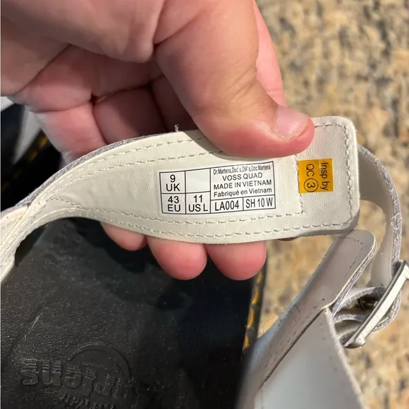 NWOT Dr. Martens Women's Voss Quad Platform Sandals White Size 11 Shoes