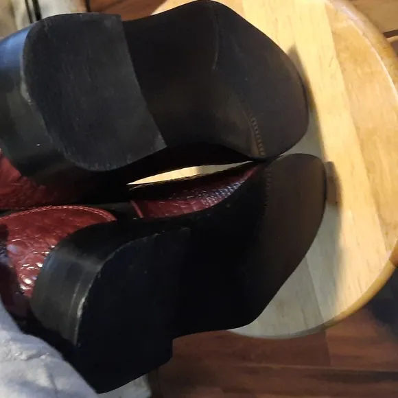 NWOT Men's faux leather and suede shoe