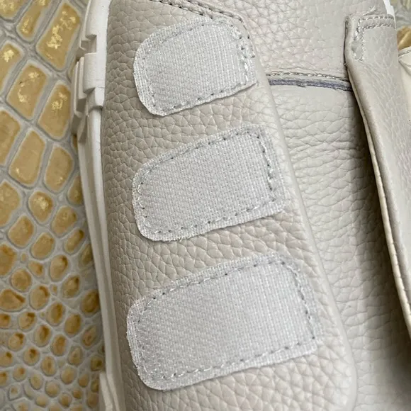 NWOT*Karl Lagerfeld Paris Cavan F21 Sneakers, Size 7M/37.5.