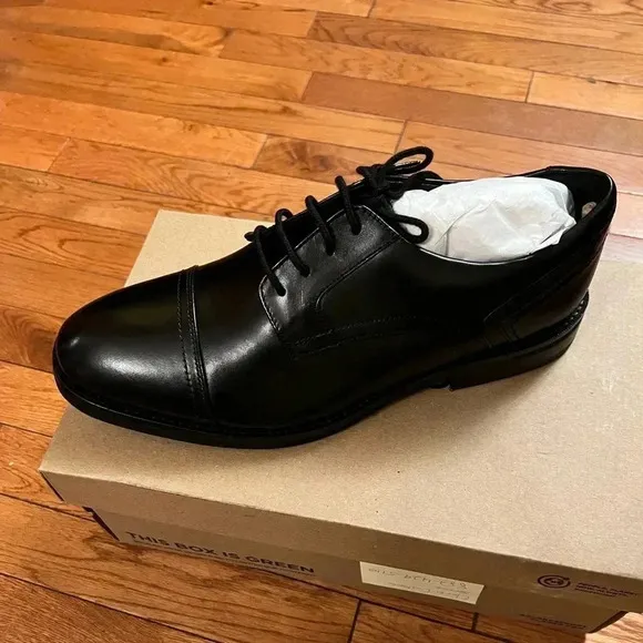 NWT CLARKS Men shoes size 11