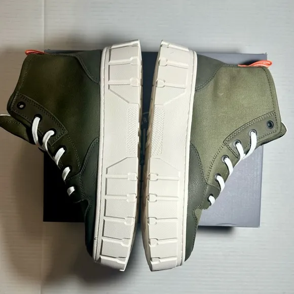 Palladium Pallatower Boots Women’s High Top Olive Night Urban Street Wear 8.5/40