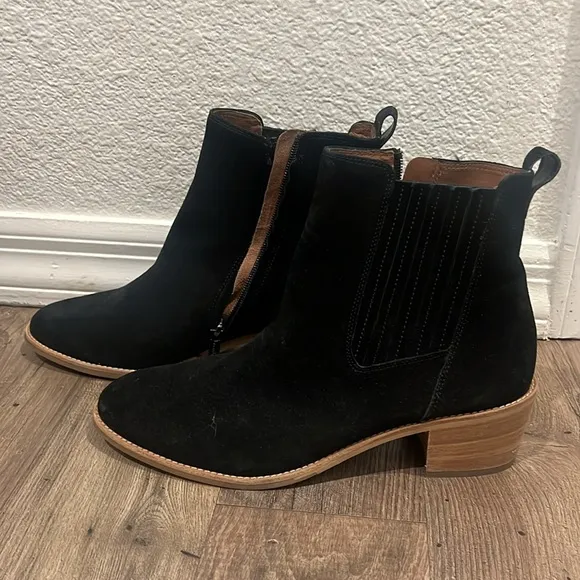 Paul Green Sante cowboy Suede Ankle Boots