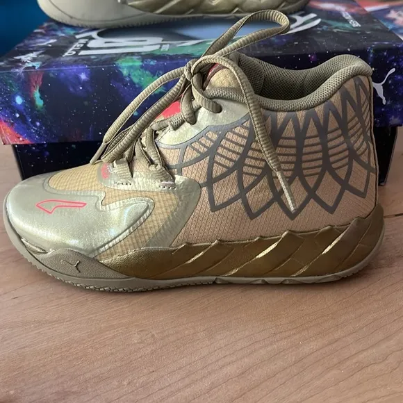 PUMA BOYS MELO GOLDEN CHILD SNEAKERS