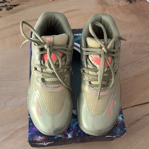 PUMA BOYS MELO GOLDEN CHILD SNEAKERS