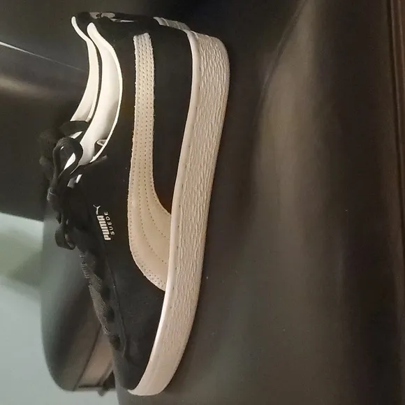 Puma Sneakers Boys Kids Size 7m 7c 7 Black Gray Side Stripe Suede Low Top Pum…