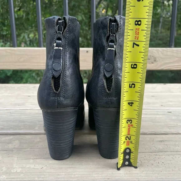 rag &amp; bone Classic Newbury Black Leather Ankle Boots size 39