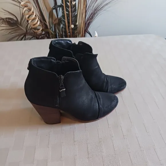 Rag &amp; Bone Margot Waxed Suede Ankle Boots