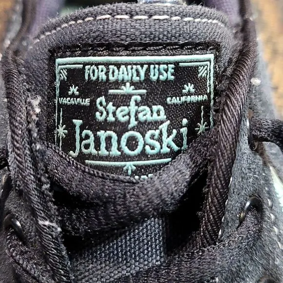 Rare Nike SB Janoski Glow Black Suede &amp; Mint Green Skate Shoes- Size 4.5