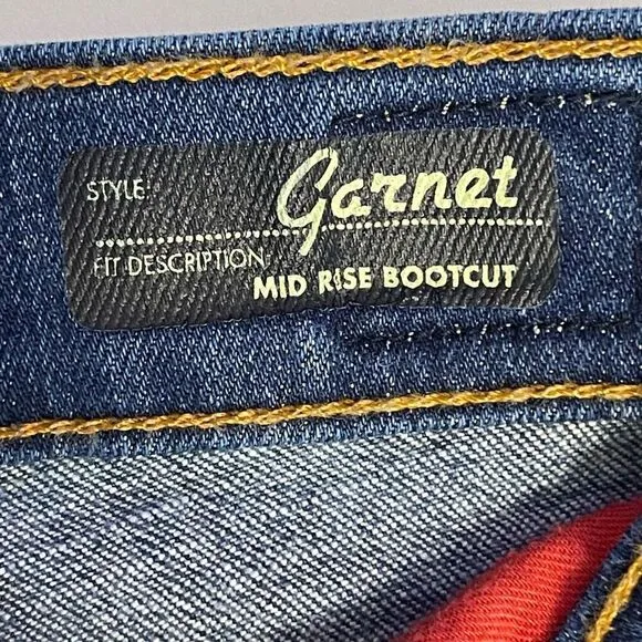 Red Engine Garnet Jeans Mid Rise Bootcut Blue Denim Made in USA Size 31 Western