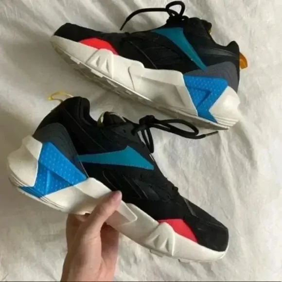 REEBOK Aztrek Double Nu Pops Shoes