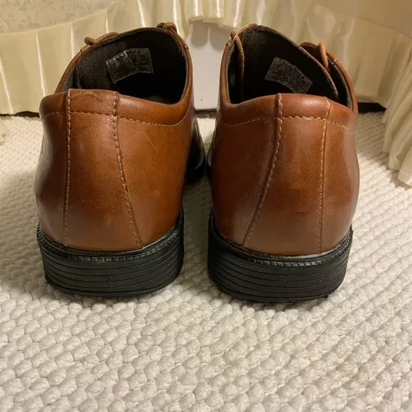 ROCKPORT LACE UP SHOES