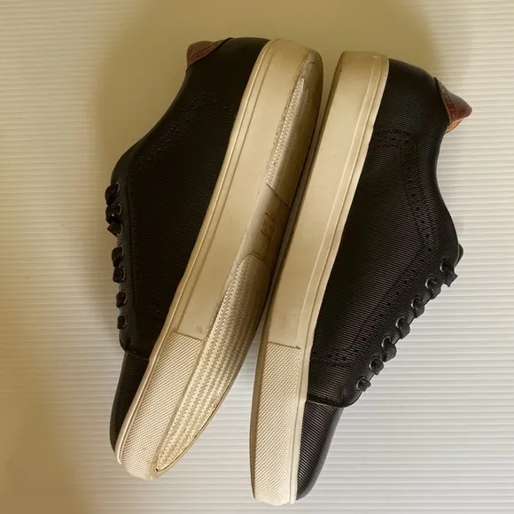 Roma Rio Men's Black size 12  Casual Lace-Up Shoes