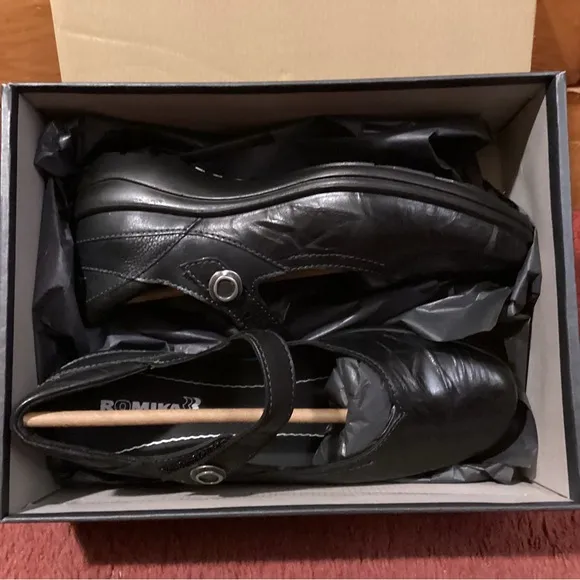 Romika | Comfy Leather Mary Jane Cassie 50 Shoes Black | 39