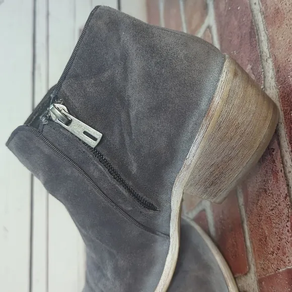 Sam Edelman Petty Grey Suede Leather Distressed Women's Ankle Bootie Boot 9