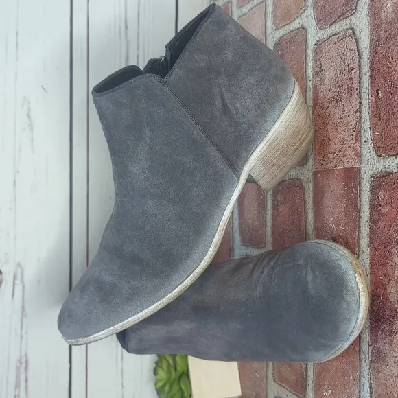 Sam Edelman Petty Grey Suede Leather Distressed Women's Ankle Bootie Boot 9